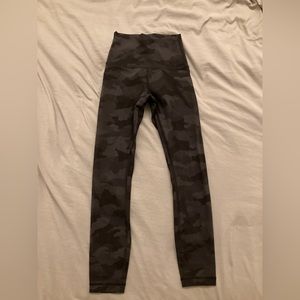 Lululemon 25” camo leggings